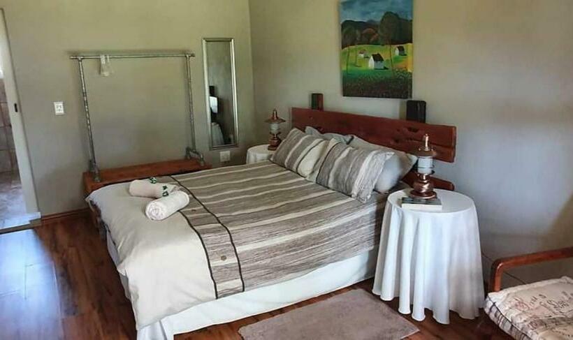 스탠다드 룸 산 전망, Berlouri Guest House