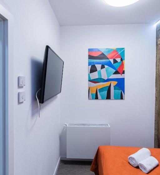 景色の見える一ベッドルームアパートメント, Urban