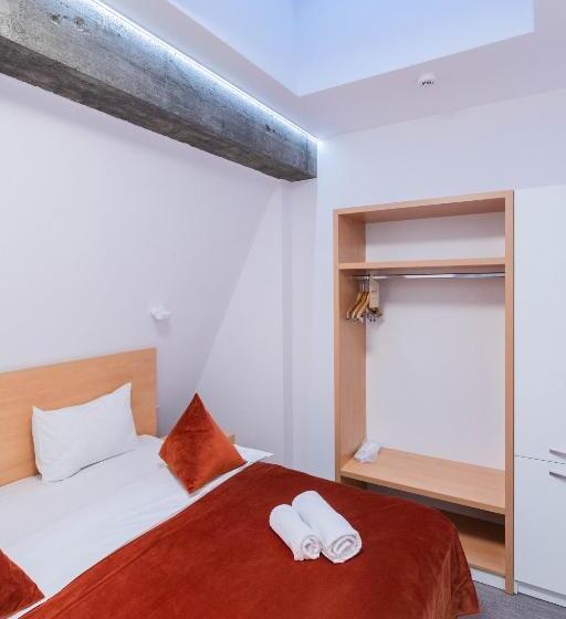 景色の見える一ベッドルームアパートメント, Urban