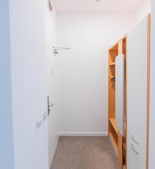 スーペリアールーム, Urban