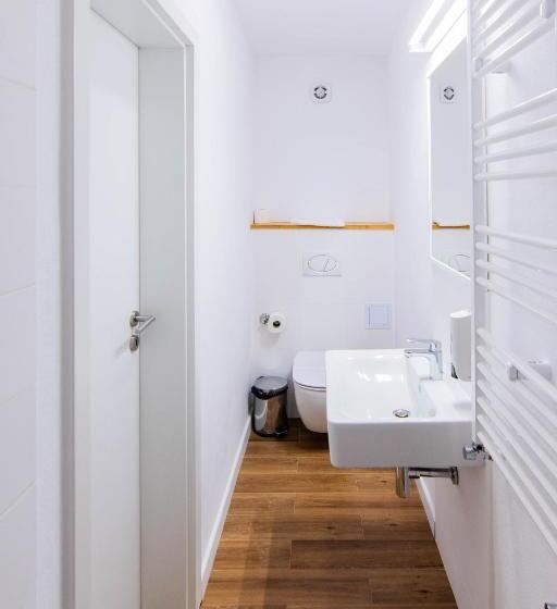 スタンダードシングルルーム, Urban