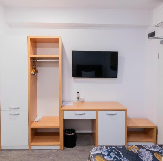 スタンダードシングルルーム, Urban