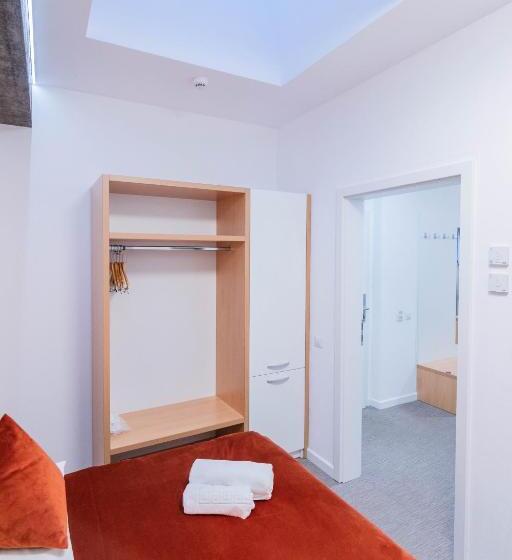 景色の見える一ベッドルームアパートメント, Urban