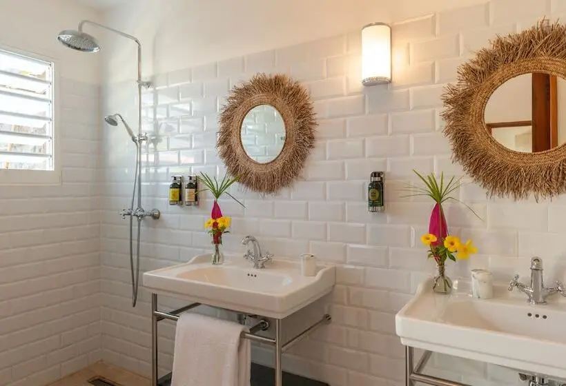 بانگلوی استاندارد, Habitation Saint Charles   Hôtel De Charme & Spa