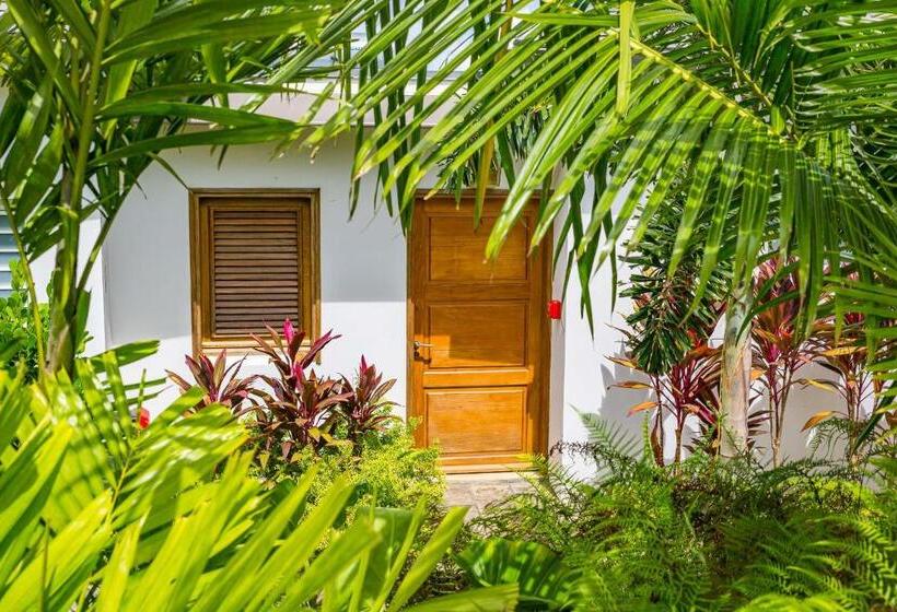 بانگلوی استاندارد, Habitation Saint Charles Hôtel De Charme & Spa