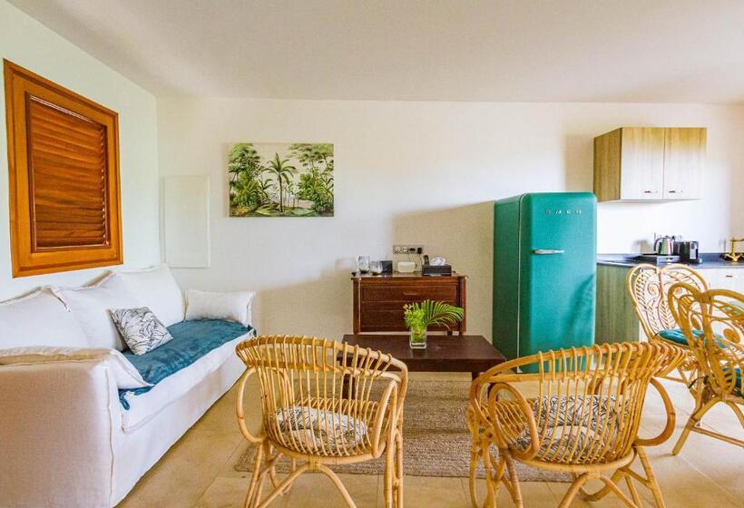 بنگله خانوادگی, Habitation Saint Charles Hôtel De Charme & Spa