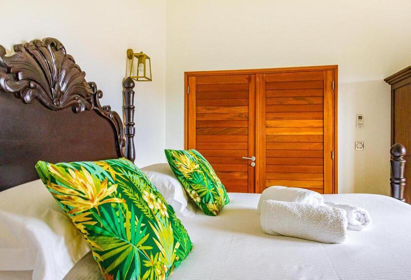 بانگلوی استاندارد 2 خوابه, Habitation Saint Charles Hôtel De Charme & Spa