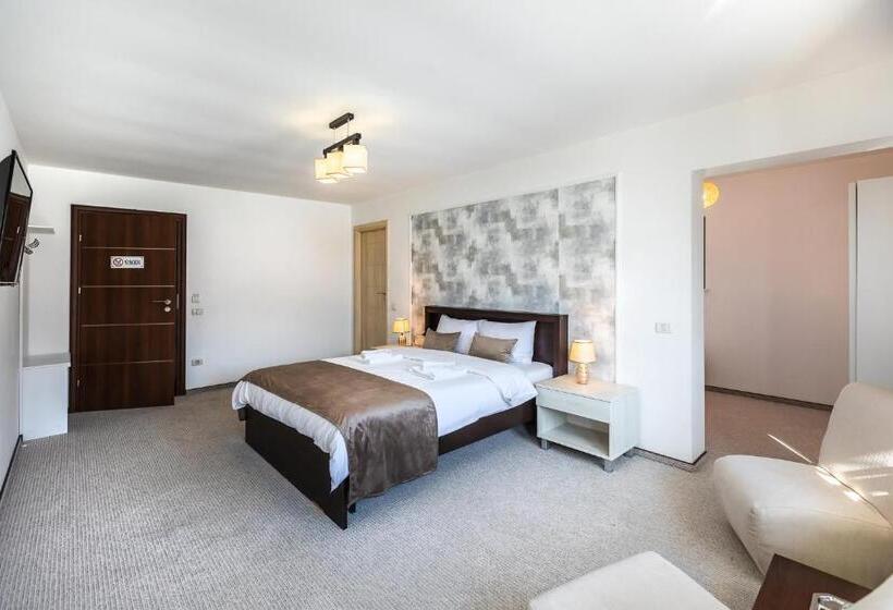 חדר סטנדרט לשלושה, Emerald Residence