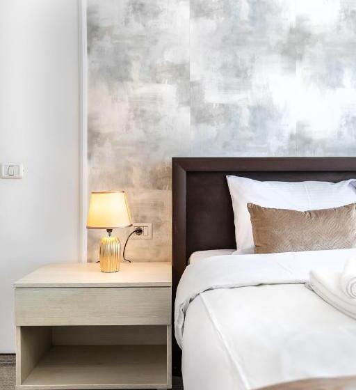 スタンダードトリプルルーム, Emerald Residence