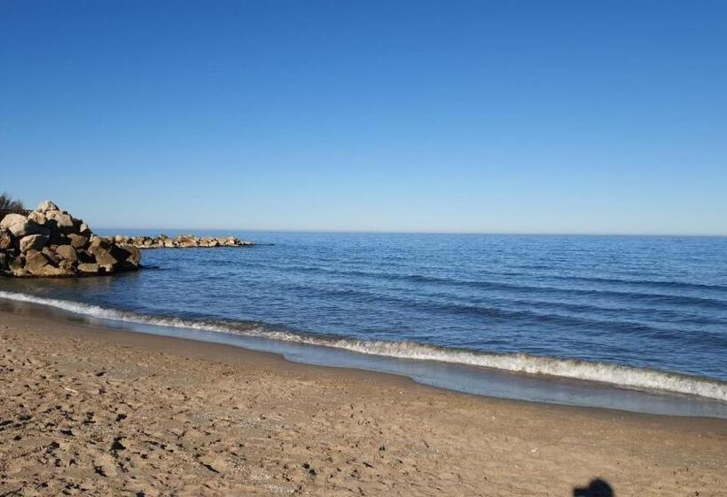 バスルーム共有のシングルスタンダード, Vacansis Habitaciones De Hostal A Primera Linea De Playa En Cullera