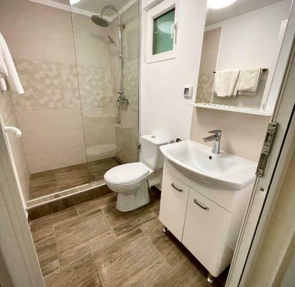 اتاق استاندارد, Pensiunea Onyx Vadu