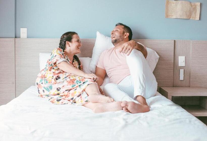 غرفة ديلوكس مطلّة علي البحر, Rilux Tolu