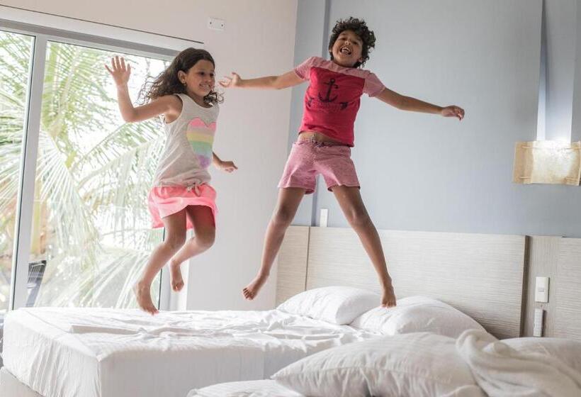 غرفة ديلوكس مطلّة علي البحر, Rilux Tolu