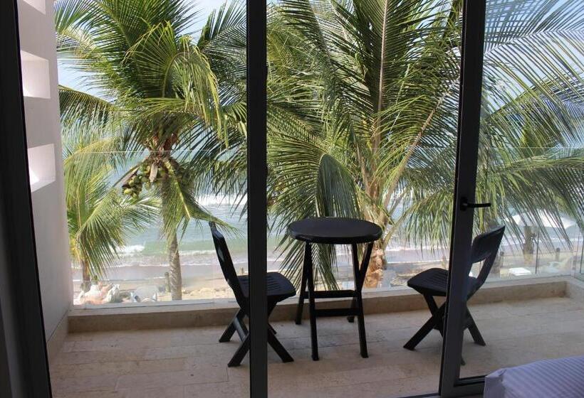 غرفة ديلوكس مطلّة علي البحر, Rilux Tolu