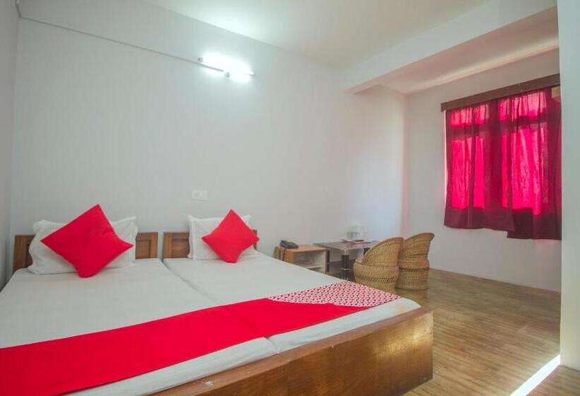 트리플 클래식 룸, O Nourpem Residency