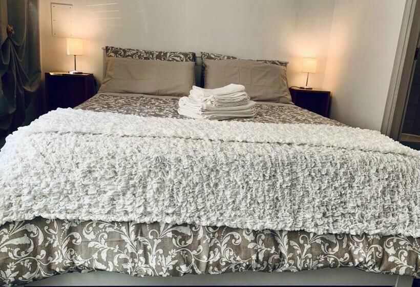 Номер Стандарт, Achille