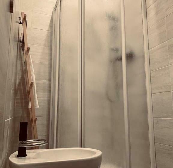 Номер Стандарт, Achille