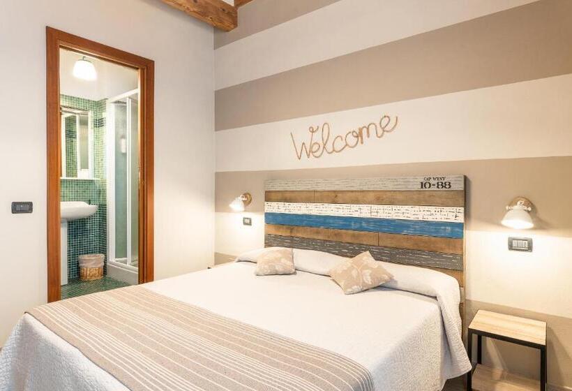 اتاق استاندارد یک نفره, Stella