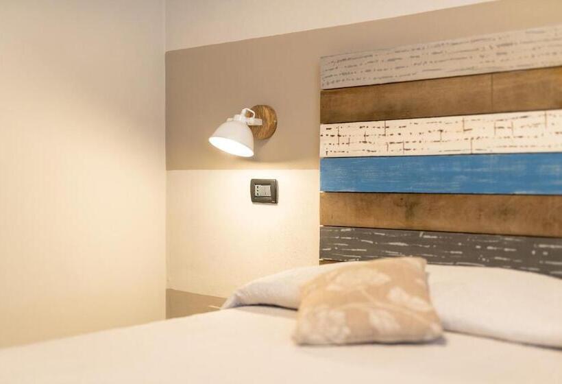 اتاق استاندارد یک نفره, Stella