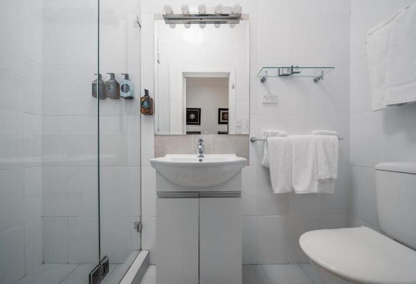 اتاق لوکس سه تخته, Cremorne Point Manor