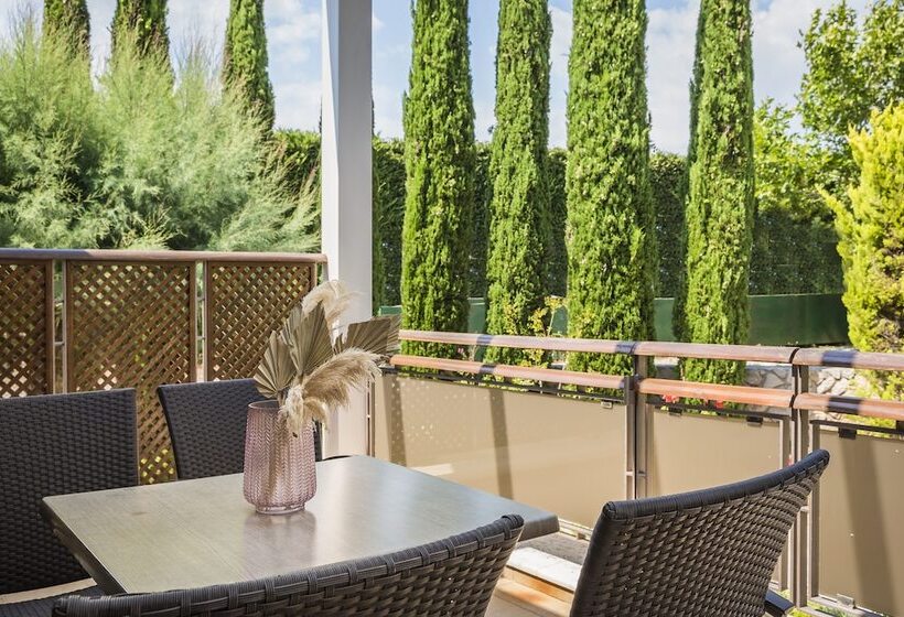 חדר דלוקס, Daluz Boutique