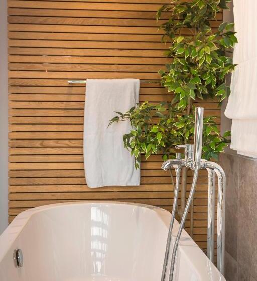 سوییت, Daluz Boutique