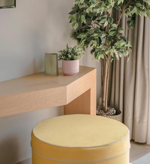 اتاق خانوادگی, Daluz Boutique