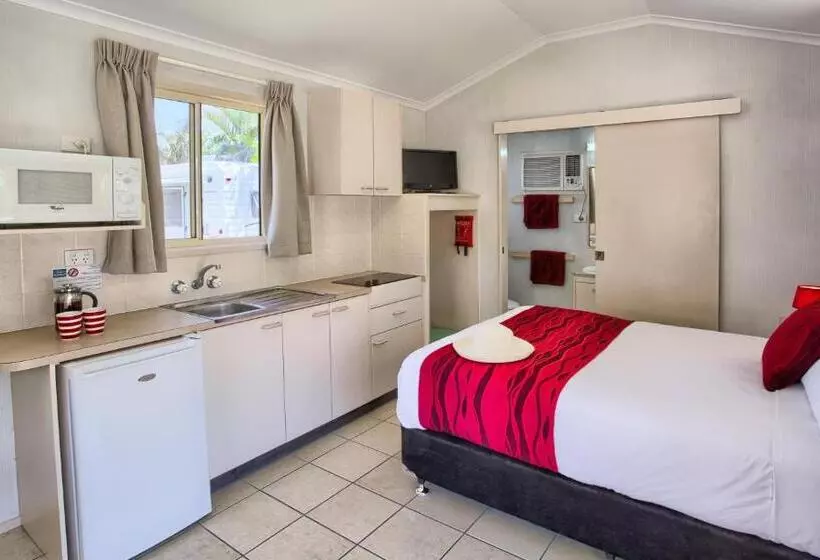 スタンダードスタジオ, Glen Villa Resort