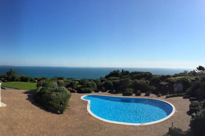 高级客房, Jerbourg