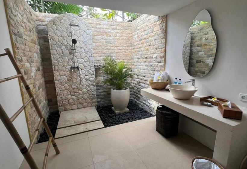 חדר דלוקס נוף לים, Living Asia Resort And Spa