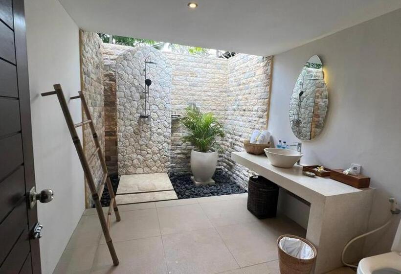 חדר דלוקס נוף לים, Living Asia Resort And Spa