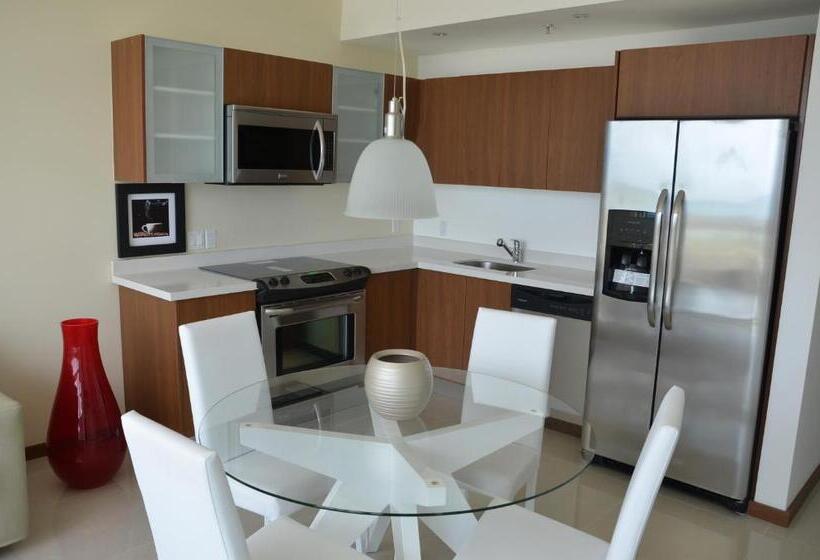 带1个卧室的公寓, Blue Residences