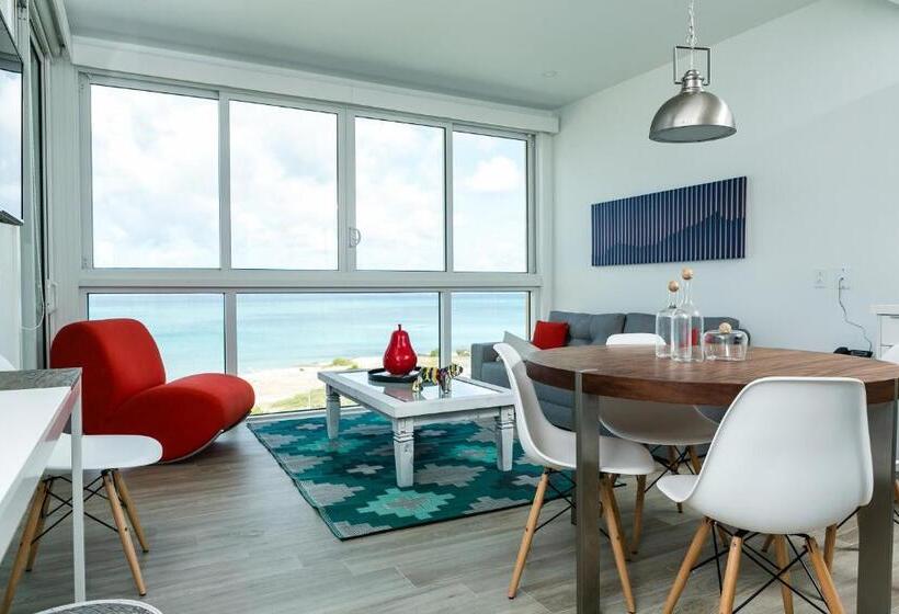 带2个卧室的公寓, Blue Residences