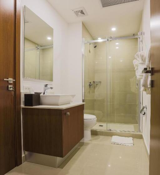 带1个卧室的顶楼公寓, Blue Residences