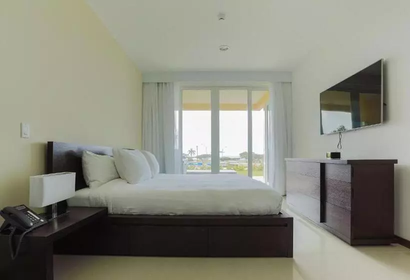 1 Bedroom Penthouse Apartment, Blue Residences