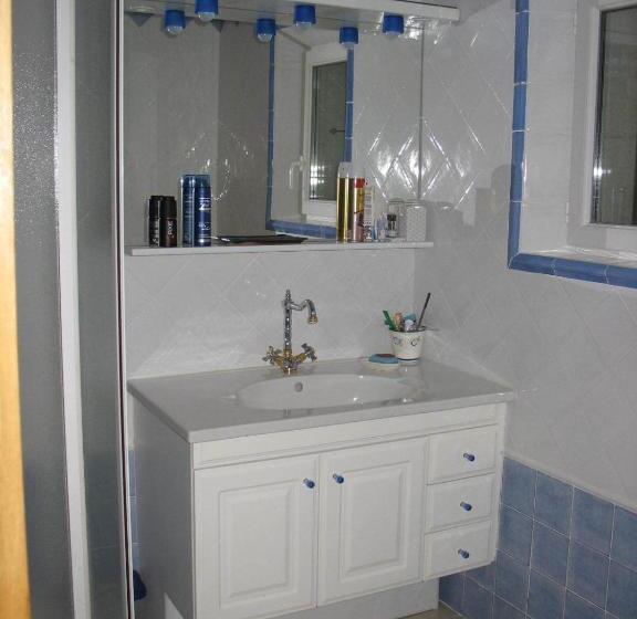 ガーデンビュースタンダードルーム, B&b La Cigaline