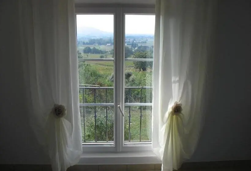 Camera Standard Vista Giardino, B&b La Cigaline