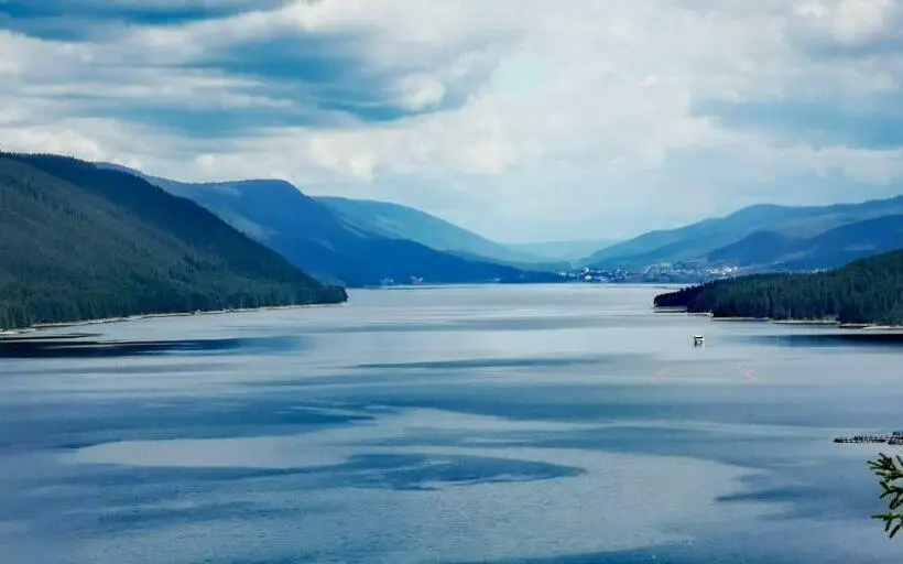 Cameră Standard cu Vedere la Lac, Eldosport