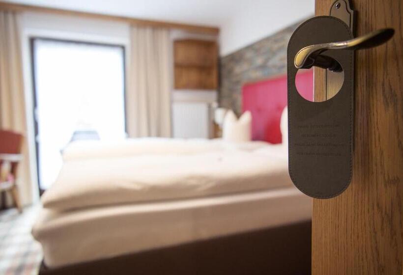 غرفة قياسية, Das Elisabeth