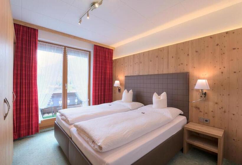 شقة غرفة واحدة, Das Elisabeth