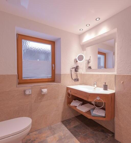 غرفة سوبيريور, Das Elisabeth