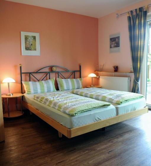 Номер Стандарт, Ferienweingut Wolfgang Adamy