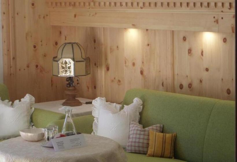 آپارتمان 1 خوابه با بالکن, Gintherhof