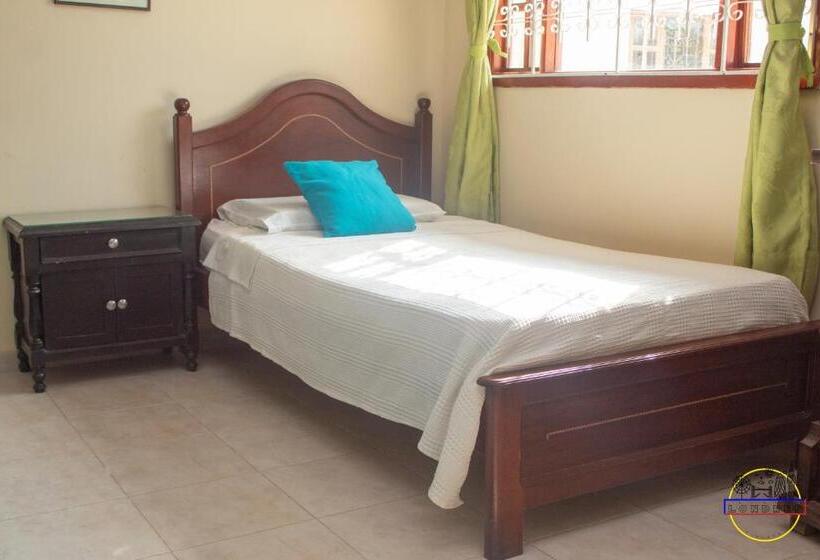 小型套房带阳台, Finca Londres