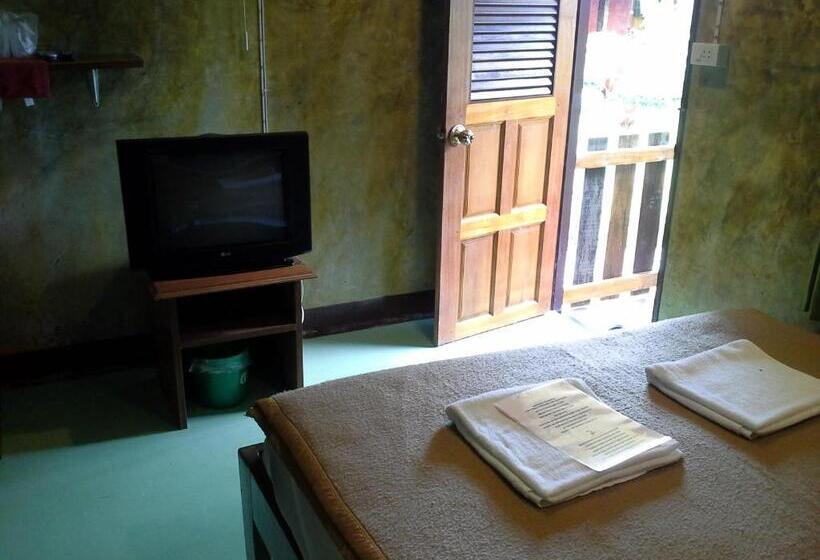 스탠다드 방갈로, Tamarind Grand Resort Mae Sariang