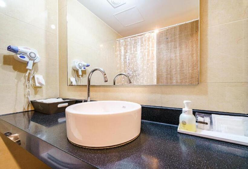 اتاق لوکس, Lamer