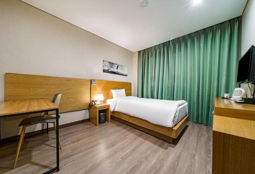 اتاق عادی یک تخته, Lamer