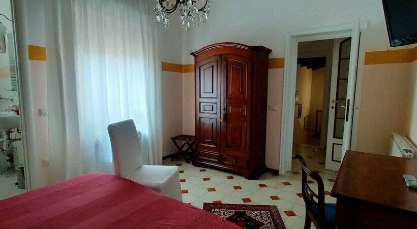 Pokój Standard, Sa Chessa