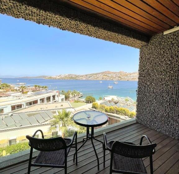 جناح ديلوكس مطل على البحر, Costa Farilya Special Class Hotel Bodrum