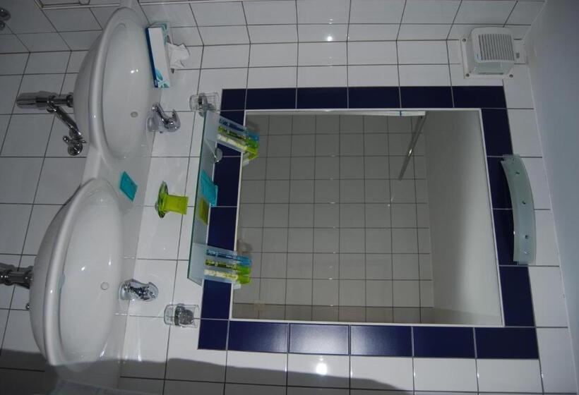 סוויטת ג'וניור, Du Pigne